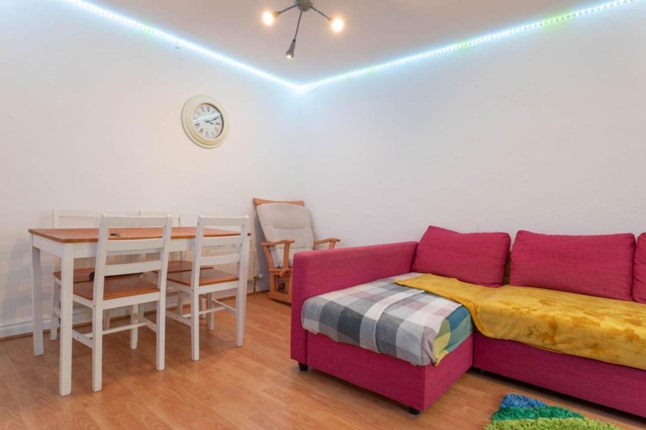 Hanifa Place Лидс Экстерьер фото